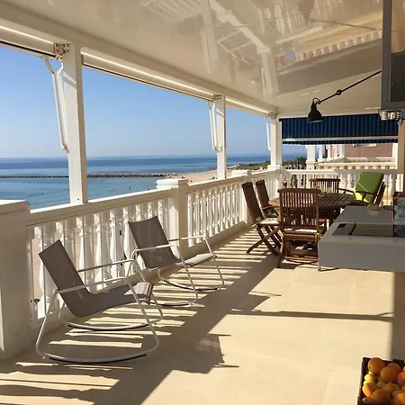 Beach House Brotonss *