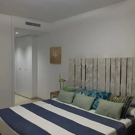 Beach House Brotonss *
