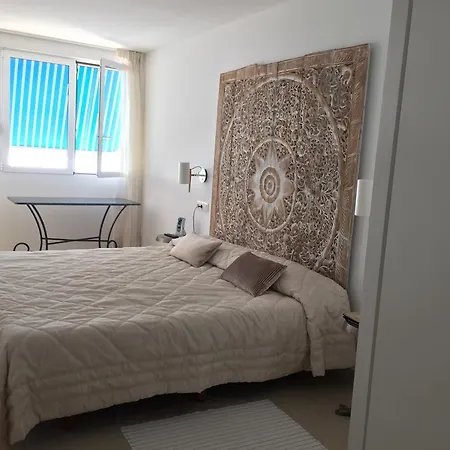 Beach House Brotonss Apartment *